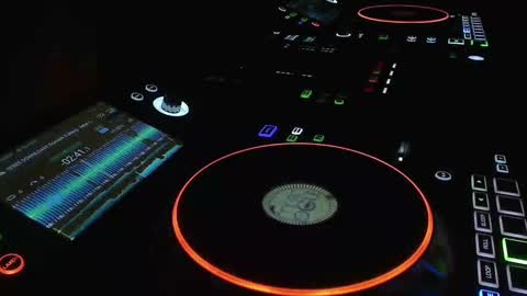 Snapshot of reticuli chatting on February 2025 04:10:02 AM GearPorn online show from February 2025 04:10:02 AM