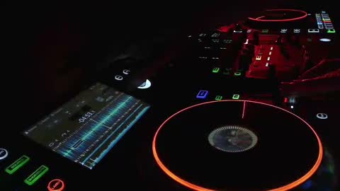 Snapshot of reticuli chatting on September 2025 03:20:01 AM GearPorn online show from September 2025 03:20:01 AM