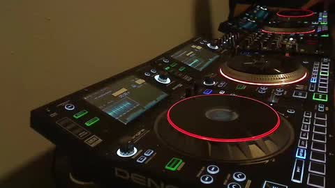 Snapshot of reticuli chatting on October 2025 12:57:01 AM GearPorn online show from October 2025 12:57:01 AM