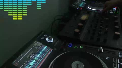 Snapshot of reticuli chatting on June 2026 07:51:02 PM GearPorn online show from June 2026 07:51:02 PM