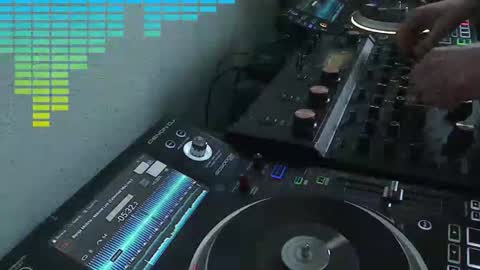 Snapshot of reticuli chatting on June 2026 06:40:01 PM GearPorn online show from June 2026 06:40:01 PM