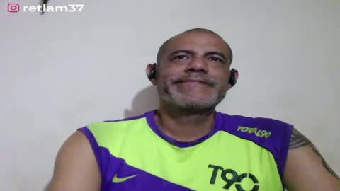 Snapshot of retlam37 chatting on June 2026 04:56:01 AM Walter online show from June 2026 04:56:01 AM