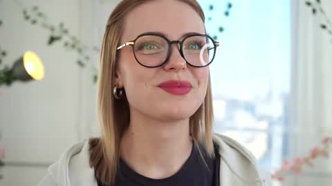 Snapshot of rettazuziak chatting on November 2025 05:35:02 AM Sofia online show from November 2025 05:35:02 AM