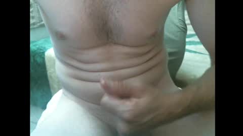 Snapshot of reubendics chatting on January 2025 01:48:01 AM BigDinAZ online show from January 2025 01:48:01 AM