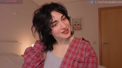 Ewiwi online show from January 2026 03:49:02 PM