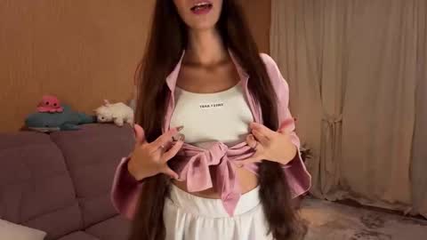 Revi online show from October 2025 05:34:01 PM