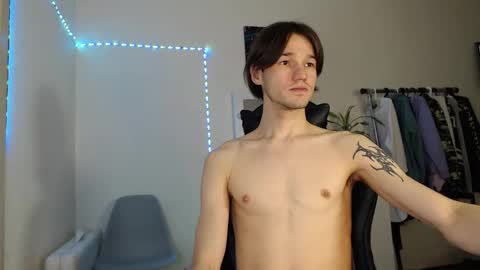 Eugene online show from December 2024 10:12:01 PM