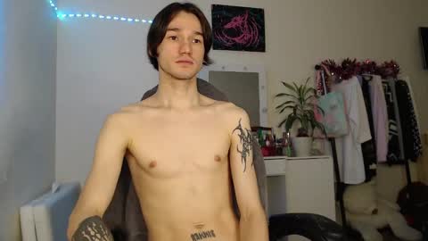 Eugene online show from December 2024 08:55:02 PM