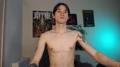 Eugene online show from December 2025 01:43:02 AM