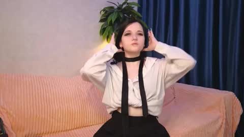 reydiobscura online show from December 2025 05:03:02 AM