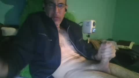 reyes_albert2006 online show from January 2025 01:36:02 PM