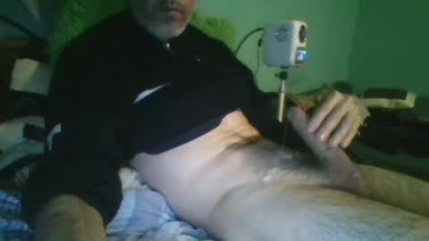 reyes_albert2006 online show from January 2025 07:39:01 PM