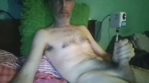 reyes_albert2006 online show from April 2026 08:29:01 PM