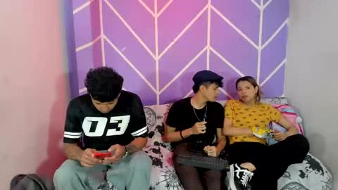 reymoushiroygue online show from October 2025 01:18:02 PM