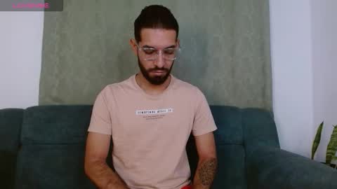 Snapshot of reypablo1 chatting on September 2025 02:49:02 PM REY PABLO Independent online show from September 2025 02:49:02 PM