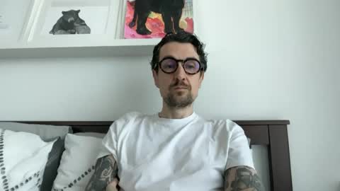 Snapshot of rfcolin chatting on June 2026 11:01:02 AM rfcolin online show from June 2026 11:01:02 AM