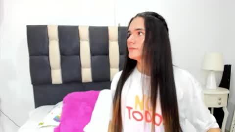 Snapshot of rhiannacoral chatting on February 2025 08:00:01 PM rhiannacoral online show from February 2025 08:00:01 PM