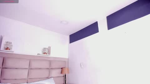 Riana online show from January 2025 06:25:01 AM