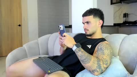 ricardogonzalez666 online show from March 2026 04:29:01 AM