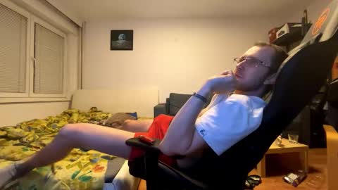 ricciardio online show from November 2025 04:20:02 PM