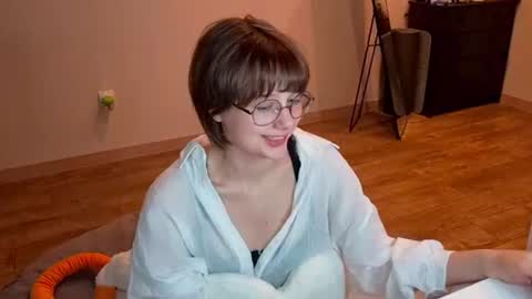 Snapshot of richardlundsten chatting on June 2026 06:56:01 PM Luna online show from June 2026 06:56:01 PM