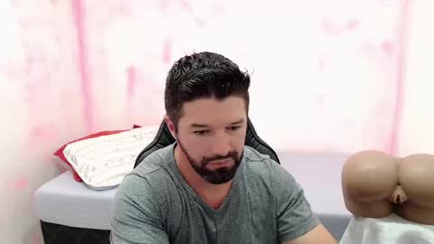 Snapshot of richrolland chatting on December 2024 06:45:02 PM Rickseduction online show from December 2024 06:45:02 PM