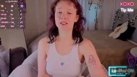 Snapshot of ricki_bloom chatting on June 2026 01:14:02 AM Ricki online show from June 2026 01:14:02 AM
