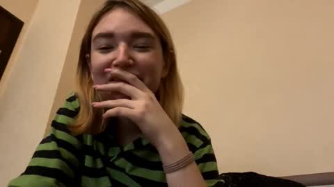 Lisa online show from December 2025 06:52:02 AM