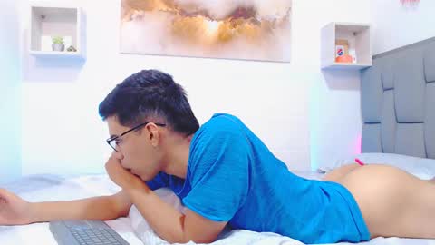 Ricki online show from September 2025 07:03:02 PM