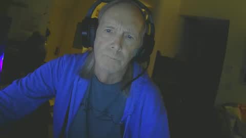 rickl56 online show from November 2025 09:42:02 PM