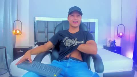 Snapshot of ricky_owens1 chatting on January 2025 09:09:02 PM Ricky online show from January 2025 09:09:02 PM