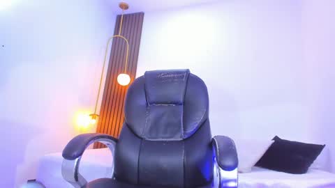 Snapshot of ricky_owens1 chatting on February 2025 12:54:01 AM Ricky online show from February 2025 12:54:01 AM