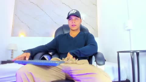 Snapshot of ricky_owens1 chatting on February 2025 09:26:02 PM Ricky online show from February 2025 09:26:02 PM