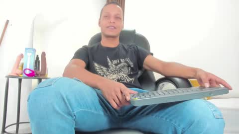 Snapshot of ricky_owens1 chatting on September 2025 01:23:01 PM Ricky online show from September 2025 01:23:01 PM