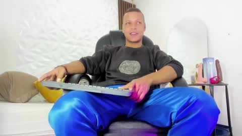 Snapshot of ricky_owens1 chatting on September 2025 02:43:01 PM Ricky online show from September 2025 02:43:01 PM