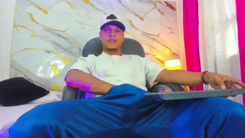 Snapshot of ricky_owens1 chatting on October 2025 08:51:01 PM Ricky online show from October 2025 08:51:01 PM