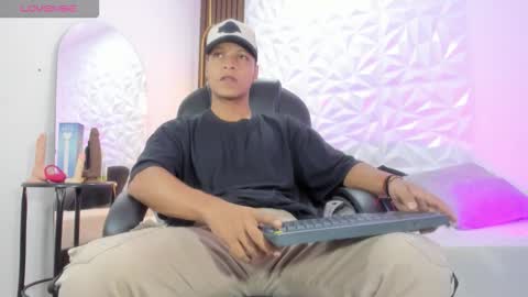 Snapshot of ricky_owens1 chatting on October 2025 02:39:01 PM Ricky online show from October 2025 02:39:01 PM