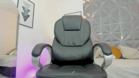 Snapshot of ricky_owens1 chatting on November 2025 06:30:01 PM Ricky online show from November 2025 06:30:01 PM