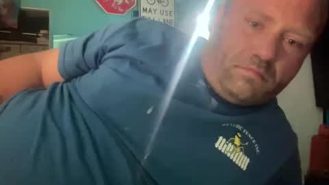 Snapshot of rickygeez chatting on January 2025 07:32:02 AM penisaurisrex online show from January 2025 07:32:02 AM