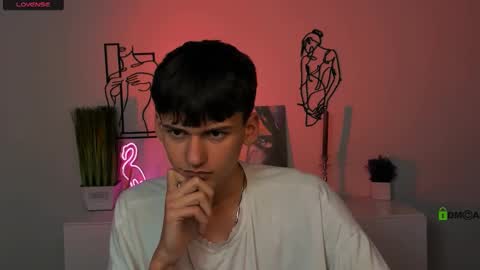 Rico online show from October 2025 08:04:02 PM