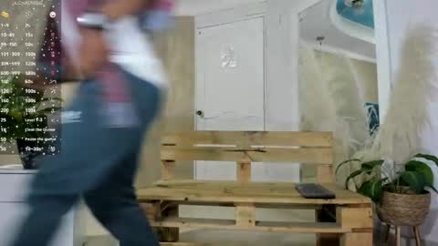 RicoBrowm online show from April 2026 04:10:02 AM