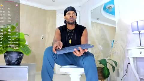 RicoBrowm online show from May 2026 04:08:02 AM
