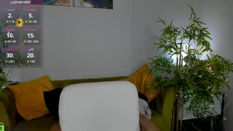 Layla online show from April 2026 09:26:01 AM