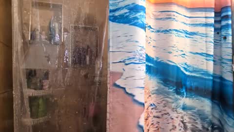 Snapshot of ridiculousness00 chatting on October 2025 09:35:02 PM bwc daddy online show from October 2025 09:35:02 PM