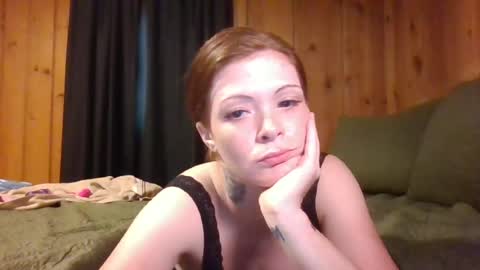 Snapshot of ridinghoodred chatting on June 2026 12:13:01 AM ridinghoodred online show from June 2026 12:13:01 AM