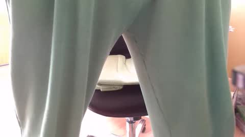 Snapshot of riemen78 chatting on September 2025 08:40:01 AM riemen78 online show from September 2025 08:40:01 AM