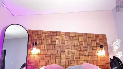 Snapshot of rihannadeep chatting on February 2025 10:12:01 AM Sara online show from February 2025 10:12:01 AM