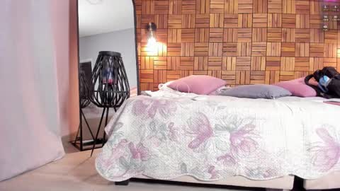 Snapshot of rihannadeep chatting on February 2025 10:15:02 AM Sara online show from February 2025 10:15:02 AM