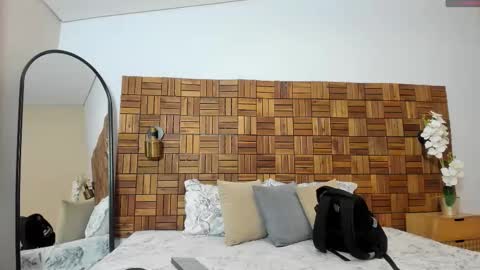 Snapshot of rihannadeep chatting on October 2025 10:17:02 AM Sara online show from October 2025 10:17:02 AM