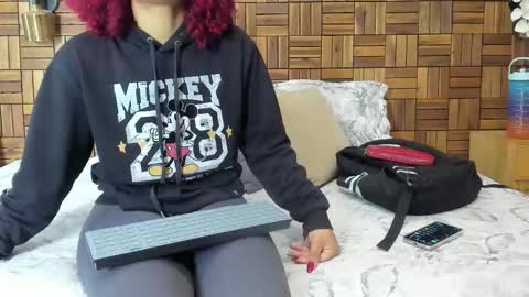 Snapshot of rihannadeep chatting on November 2025 10:16:01 AM Sara online show from November 2025 10:16:01 AM